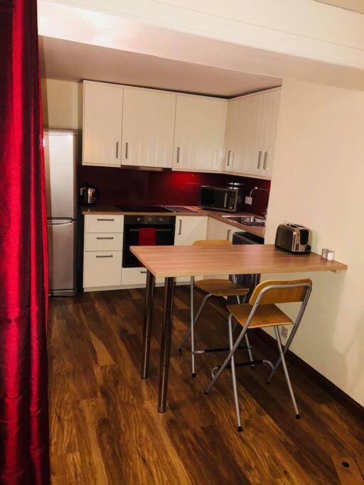 Vibrant Apartment At The Shore In Leith Εδιμβούργο Εξωτερικό φωτογραφία